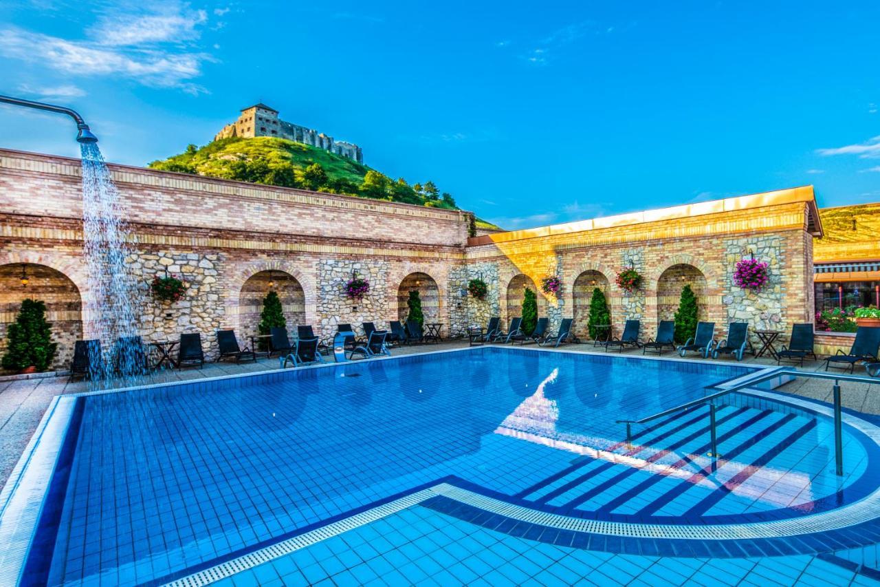 Kapitany Wellness 4*
